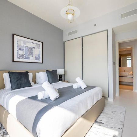 Ultra Luxury Emaar Beachfront - Private Beach And Pool ดูไบ ภายนอก รูปภาพ