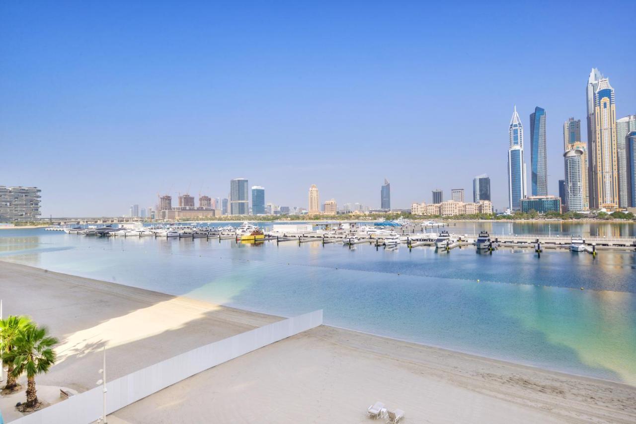 Ultra Luxury Emaar Beachfront - Private Beach And Pool Apartment ดูไบ ภายนอก รูปภาพ