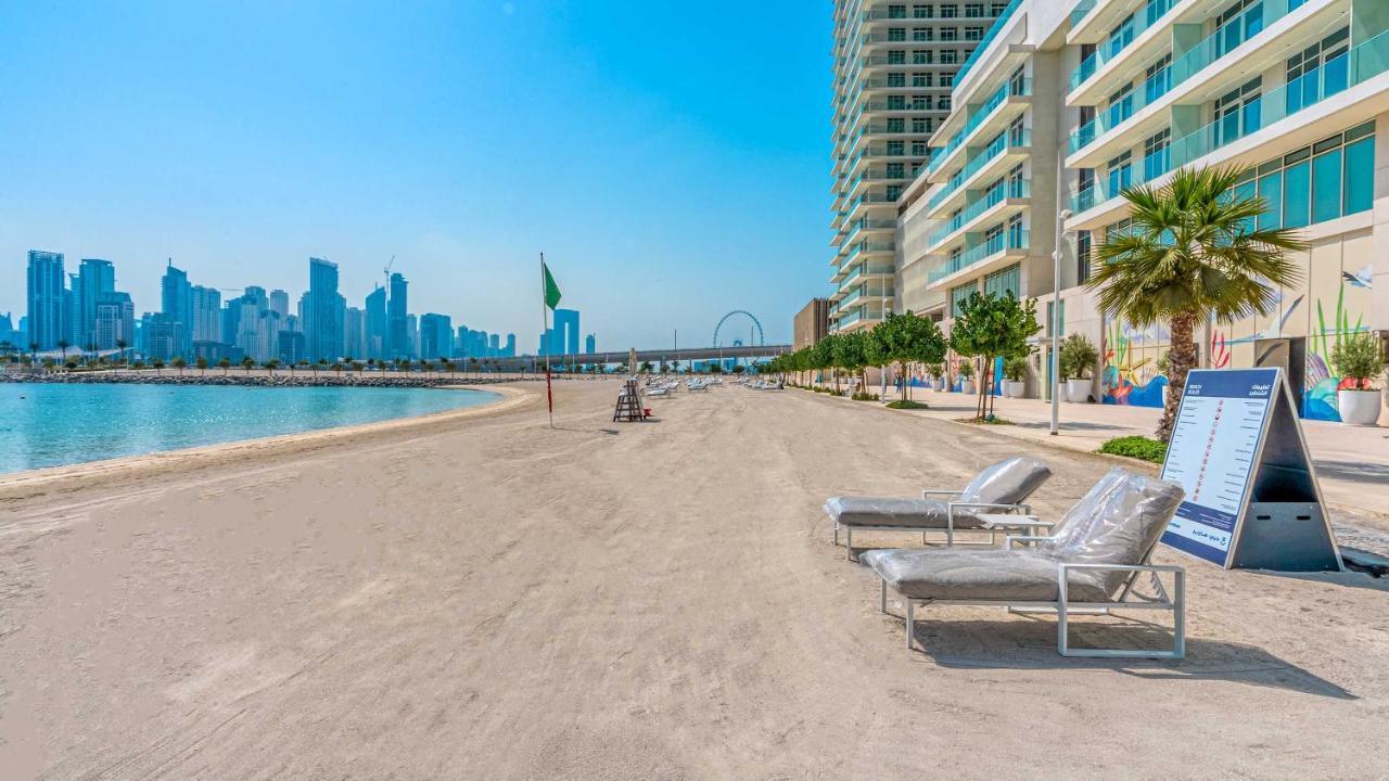 Ultra Luxury Emaar Beachfront - Private Beach And Pool Apartment ดูไบ ภายนอก รูปภาพ