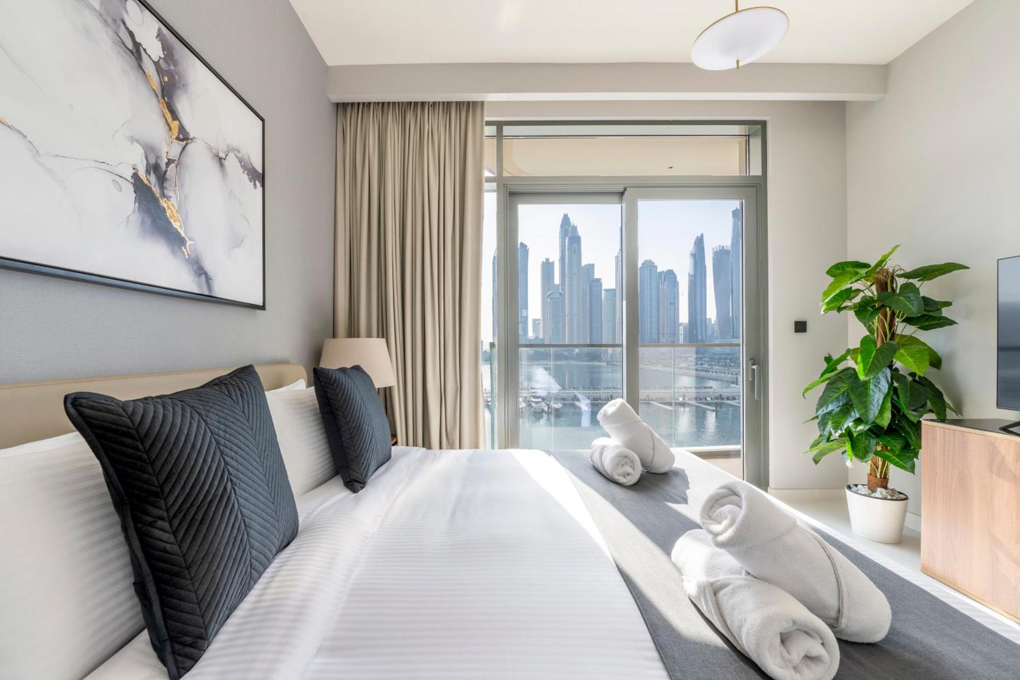 Ultra Luxury Emaar Beachfront - Private Beach And Pool ดูไบ ภายนอก รูปภาพ