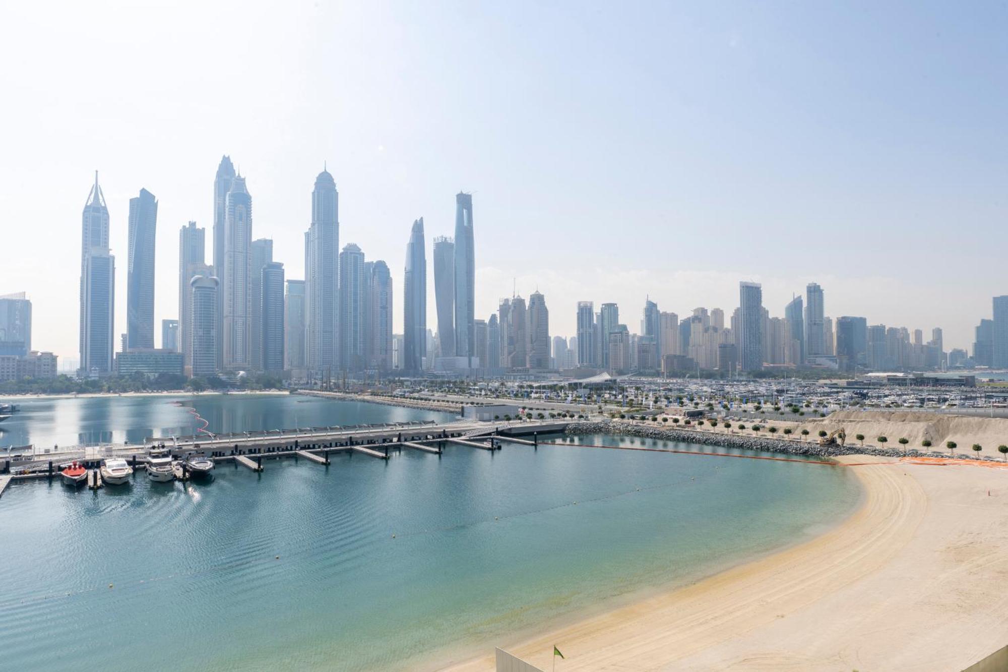 Ultra Luxury Emaar Beachfront - Private Beach And Pool ดูไบ ภายนอก รูปภาพ