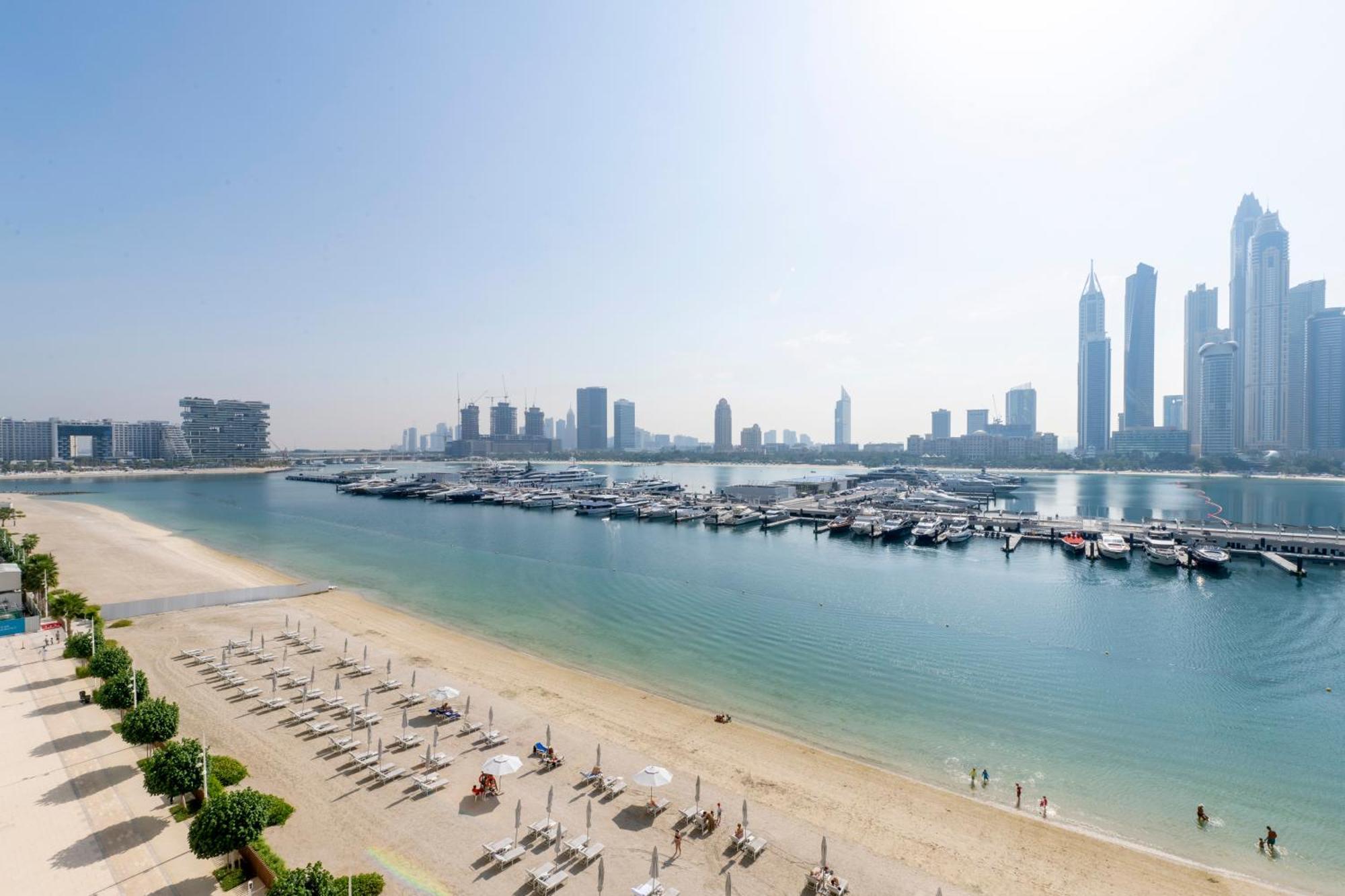 Ultra Luxury Emaar Beachfront - Private Beach And Pool Apartment ดูไบ ภายนอก รูปภาพ