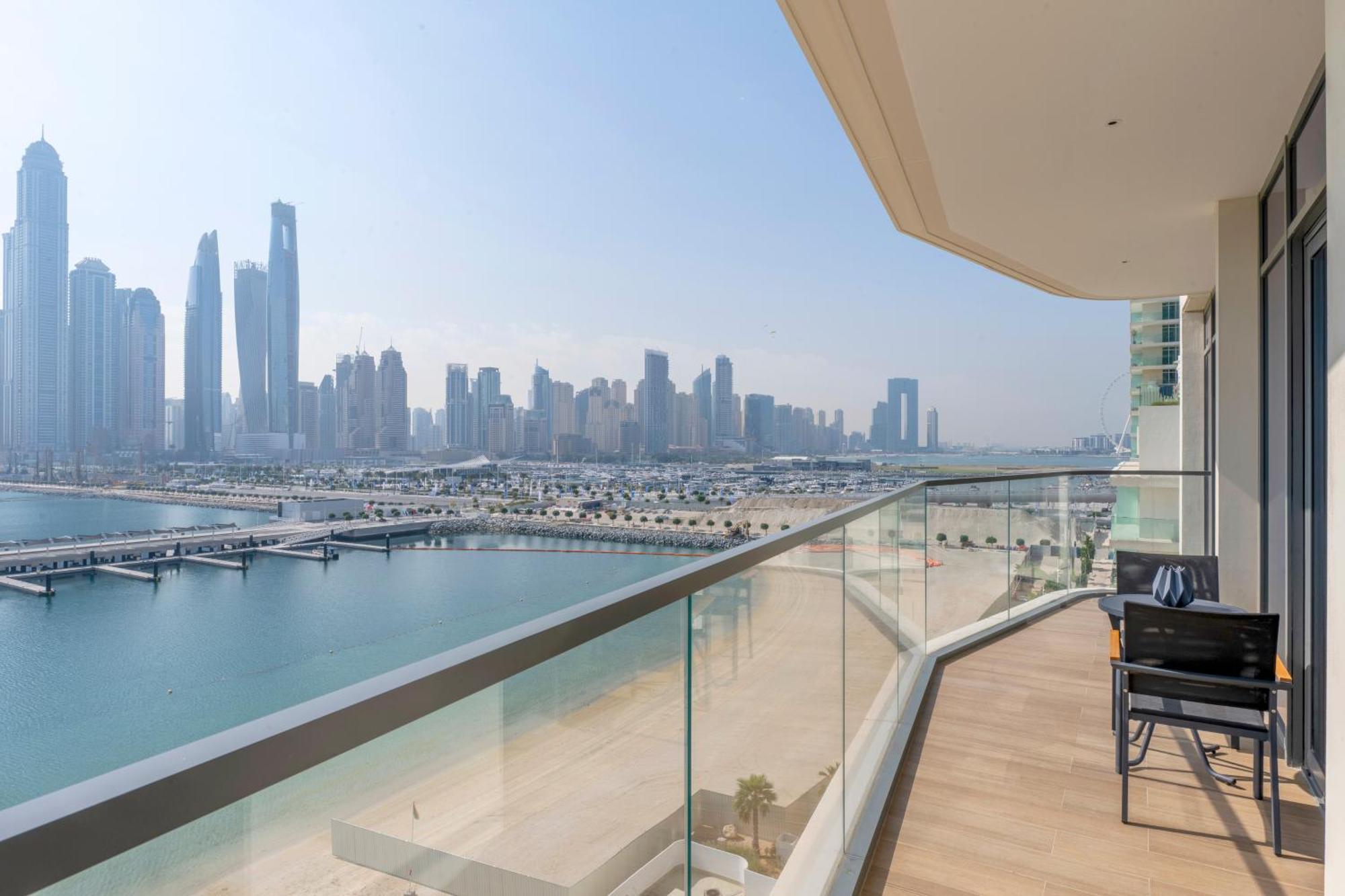 Ultra Luxury Emaar Beachfront - Private Beach And Pool ดูไบ ภายนอก รูปภาพ