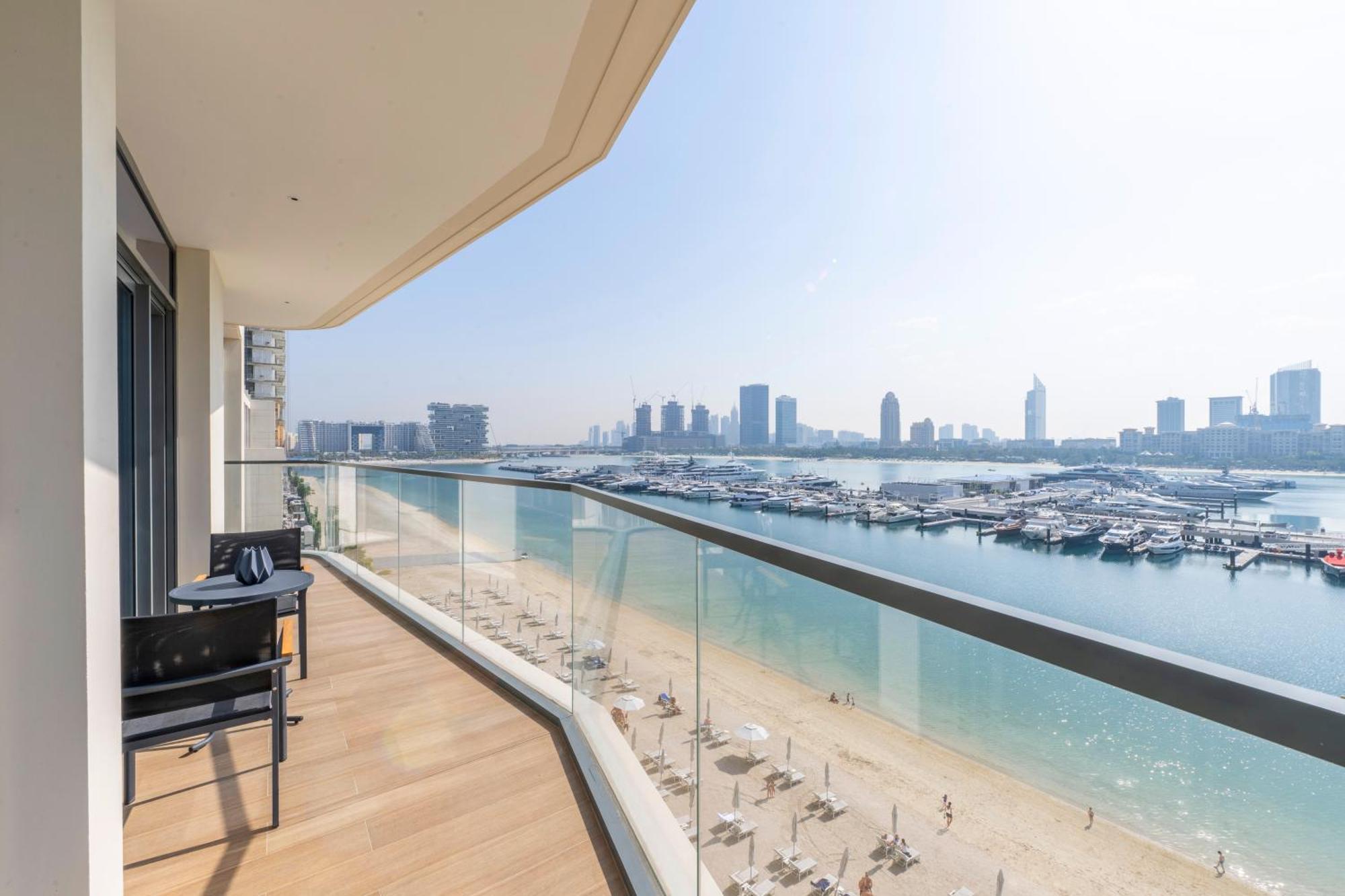 Ultra Luxury Emaar Beachfront - Private Beach And Pool Apartment ดูไบ ภายนอก รูปภาพ